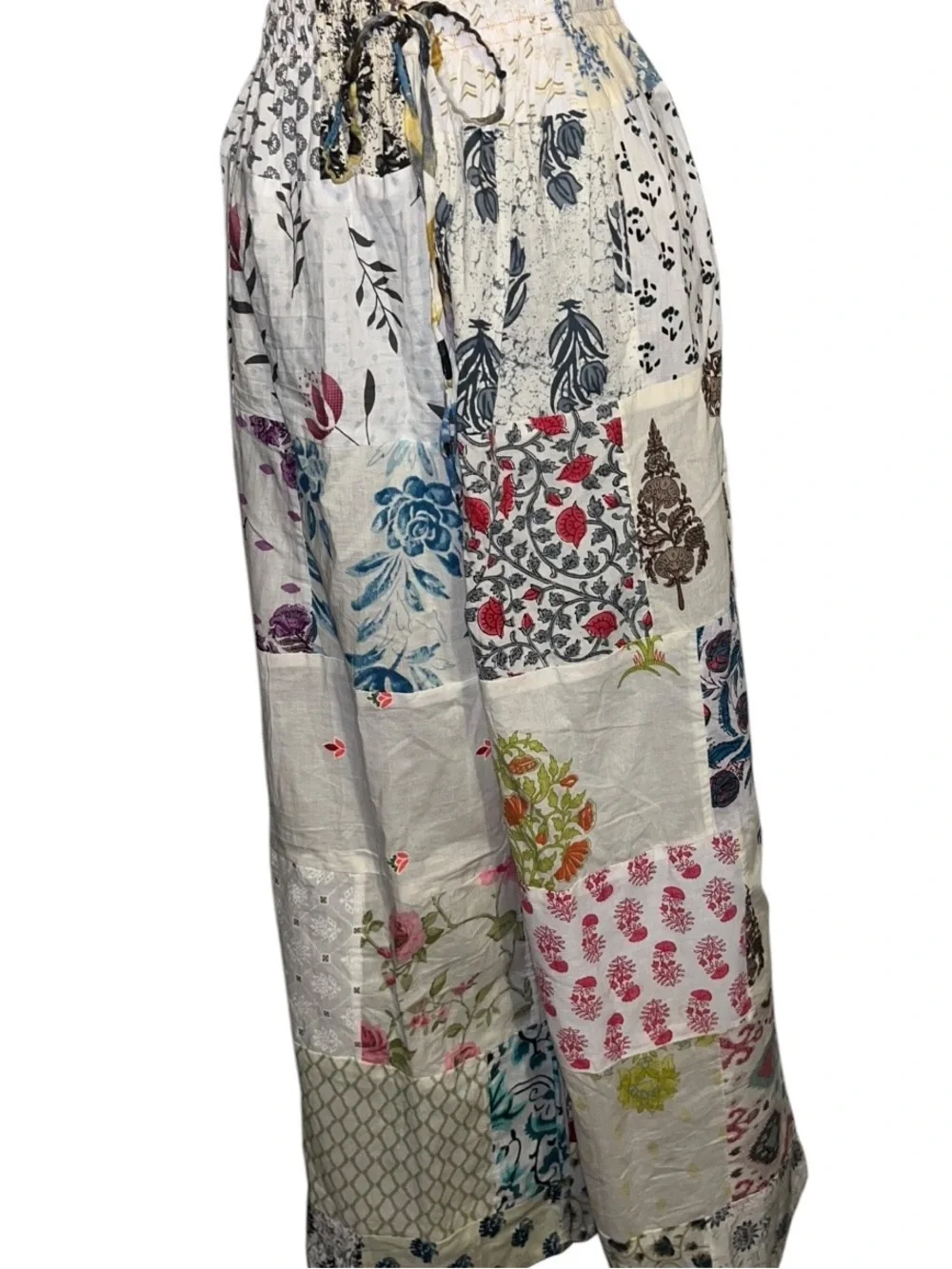 POL OS Patchwork Floral Wide-Leg Cotton Pants - Picture 4 of 7
